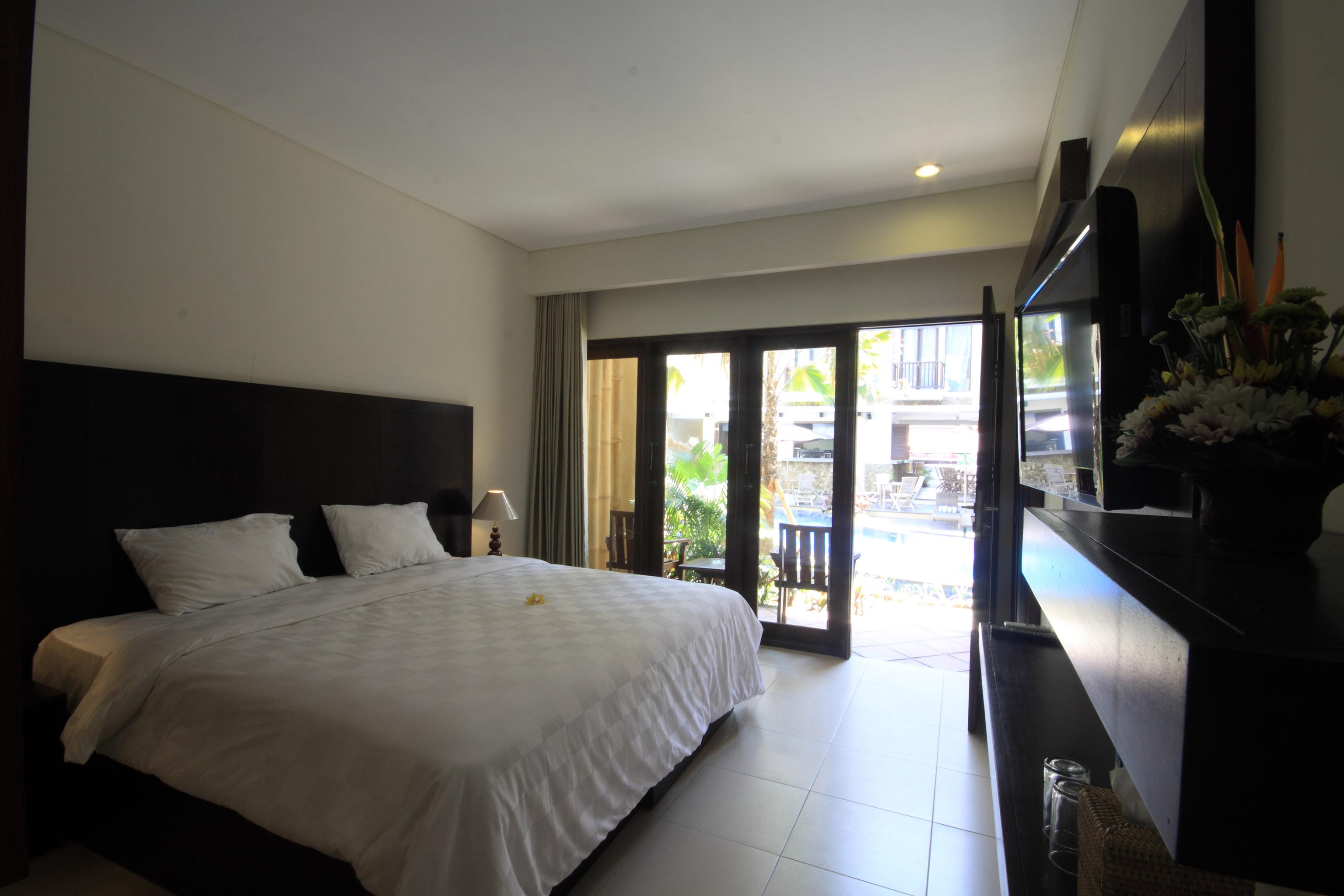 Suris Boutique Hotel Кута Экстерьер фото
