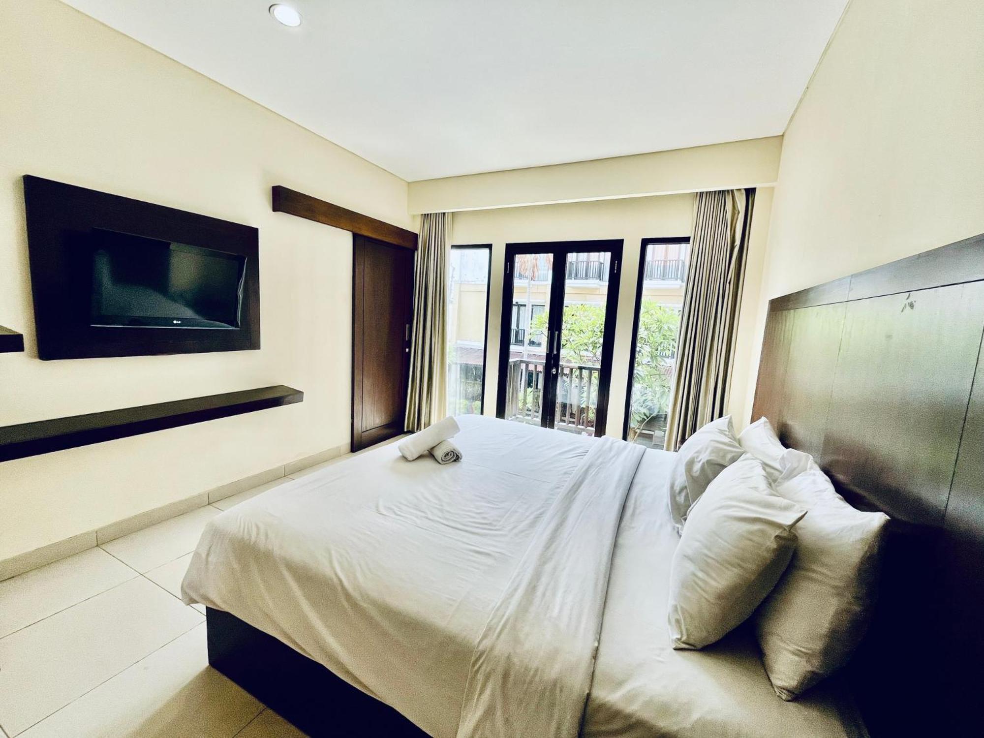 Suris Boutique Hotel Кута Экстерьер фото